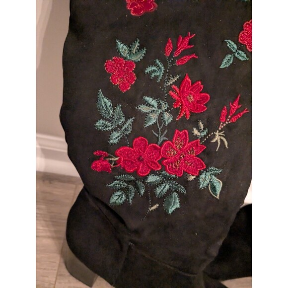 Libby Edelman Boots Sz 11 Boho Embroidery Black Red Festive Tall FlowerChild Y2K - Picture 3 of 13